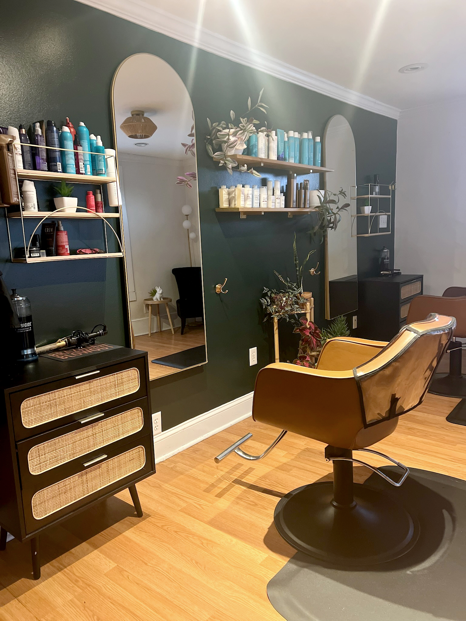 salon suites (4)